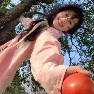 敦君与女朋友